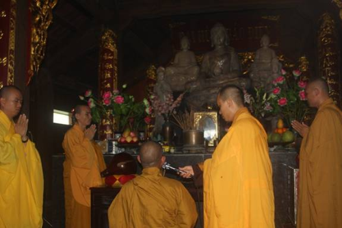 Lễ thỉnh chuông nhập tự và cầu an tại chùa Song Tử Tây