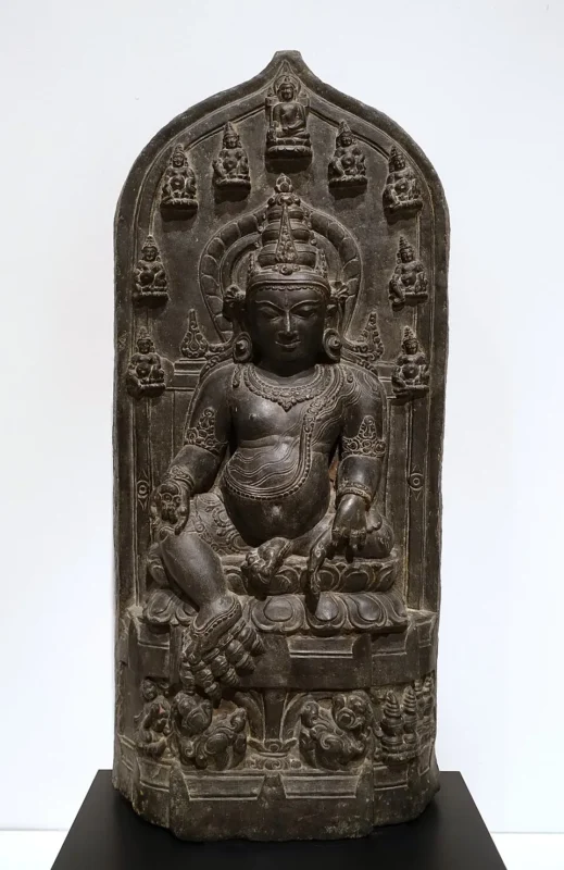 Hình minh họa: Hoàng Thần Tài Dzambhala: Vị Bồ Tát Hóa Thân Từ Phật Hoa Sen và Ý Nghĩa Thịnh Vượng