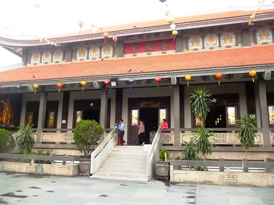 Hình minh họa: Phương pháp niệm Phật hiệu quả cho người tuổi cao và người mới tu học năm 2026