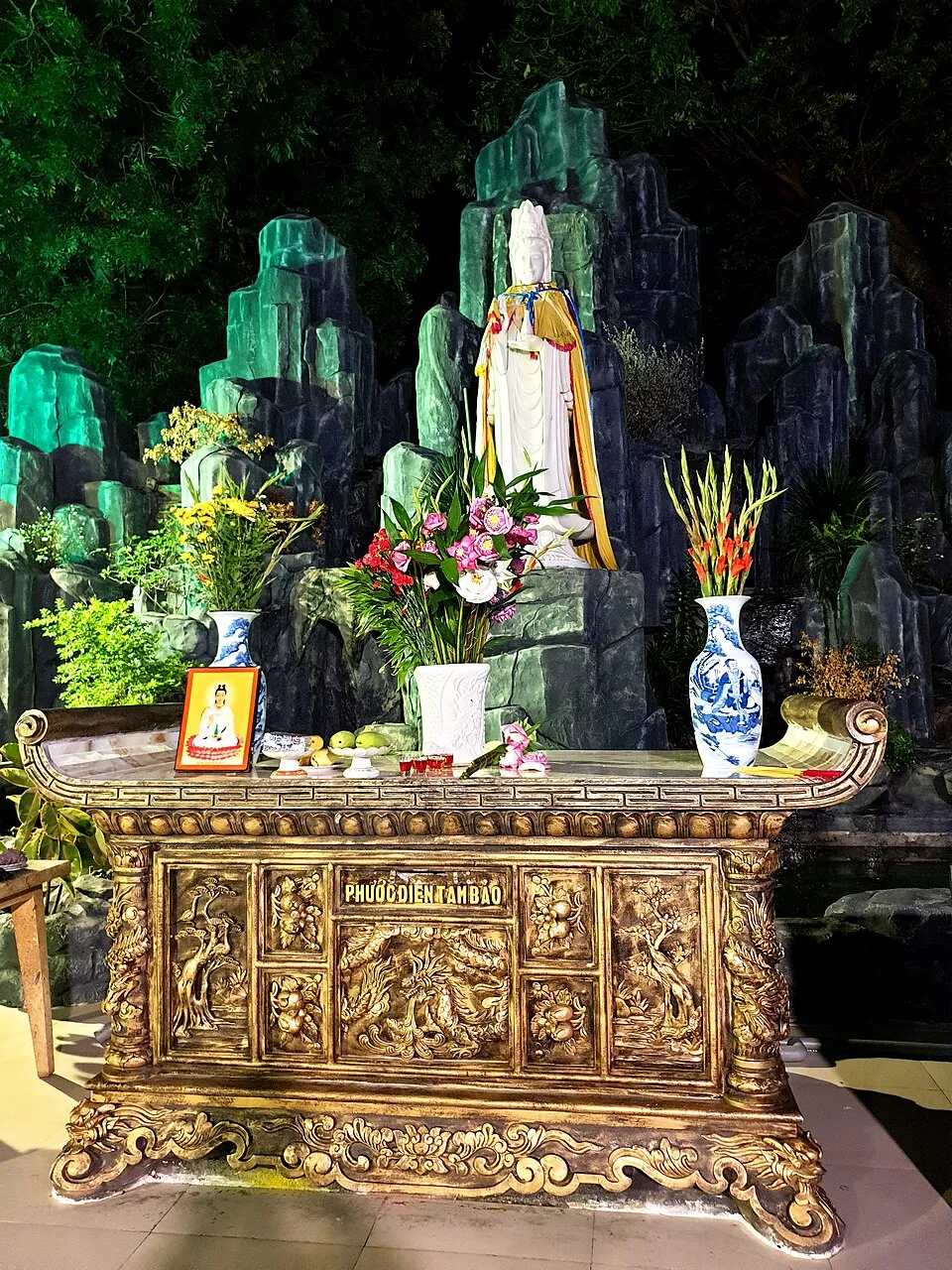 Hình minh họa: Thực hành nghi thức tại Chùa Vĩnh Nghiêm: Quy trình và điểm đặc biệt